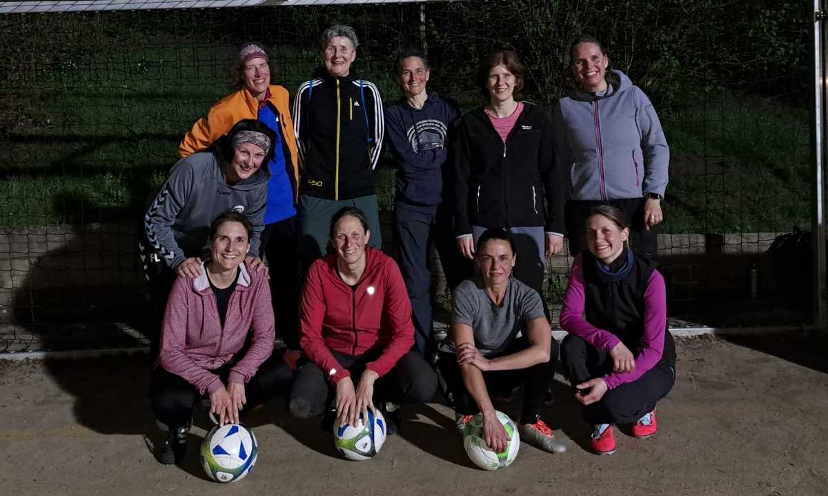 Lust auf Fußball? Ladieskick in Kappel sucht Frauen ab 45