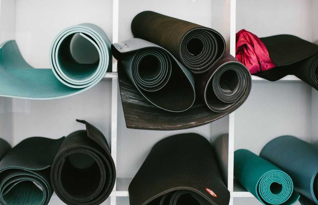Yogalehrer oder Yogalehrerin dringend gesucht