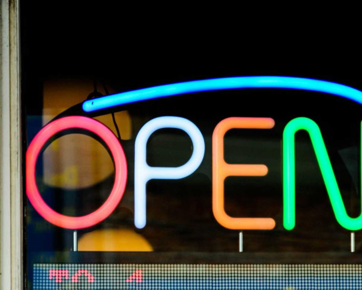 Neueröffnung der Vereinsgaststätte „Stammtisch“ schon am 17. März