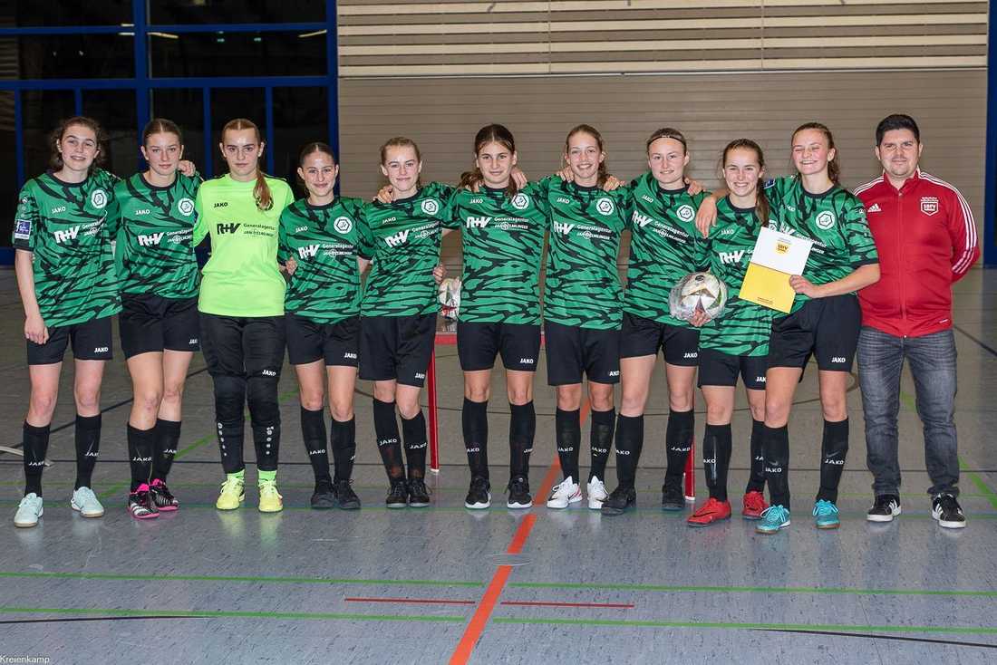 B-Juniorinnen sind Vize-Bezirksmeister im Futsal